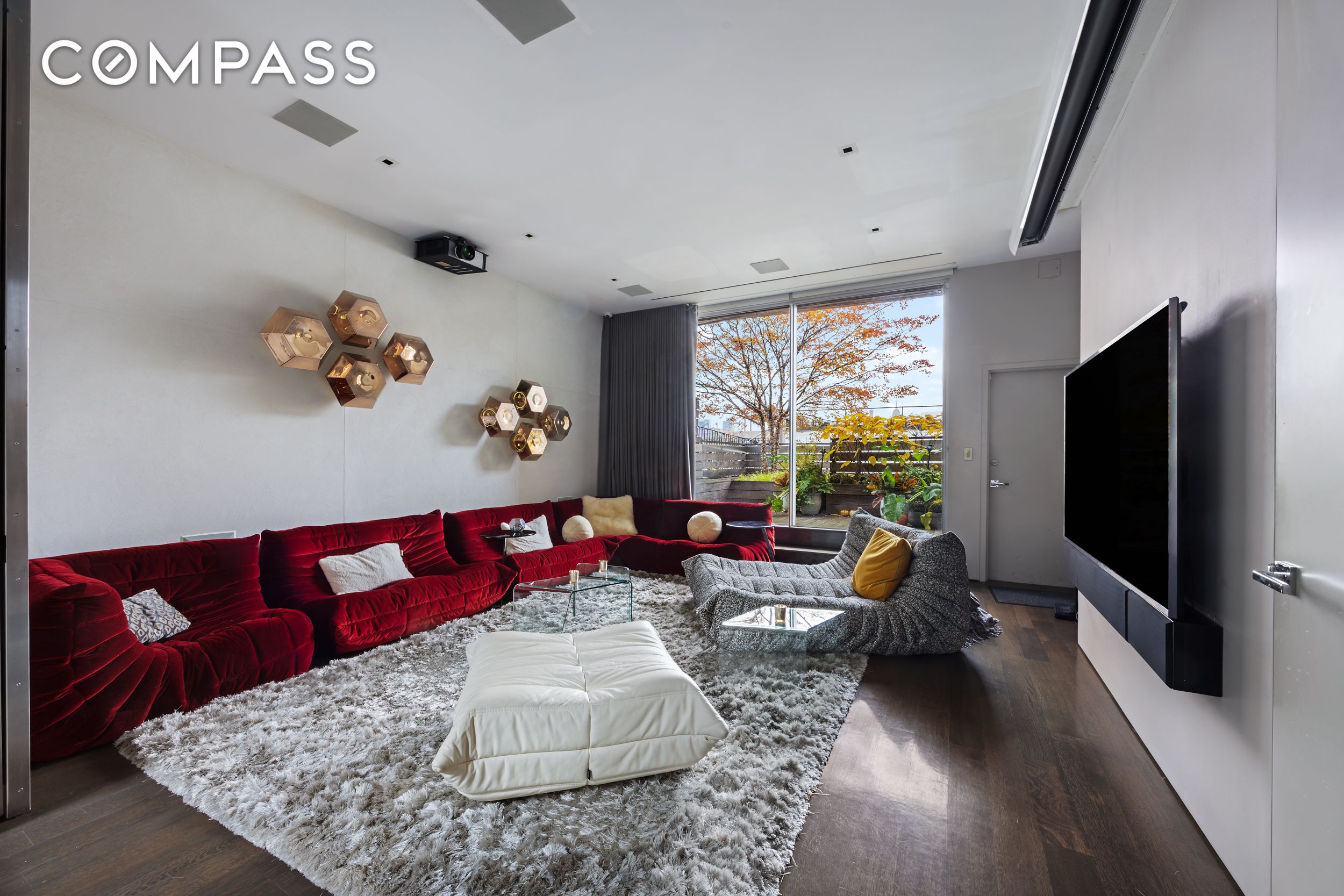 #12 photo, 42 White Street, TriBeCa , NY 10013