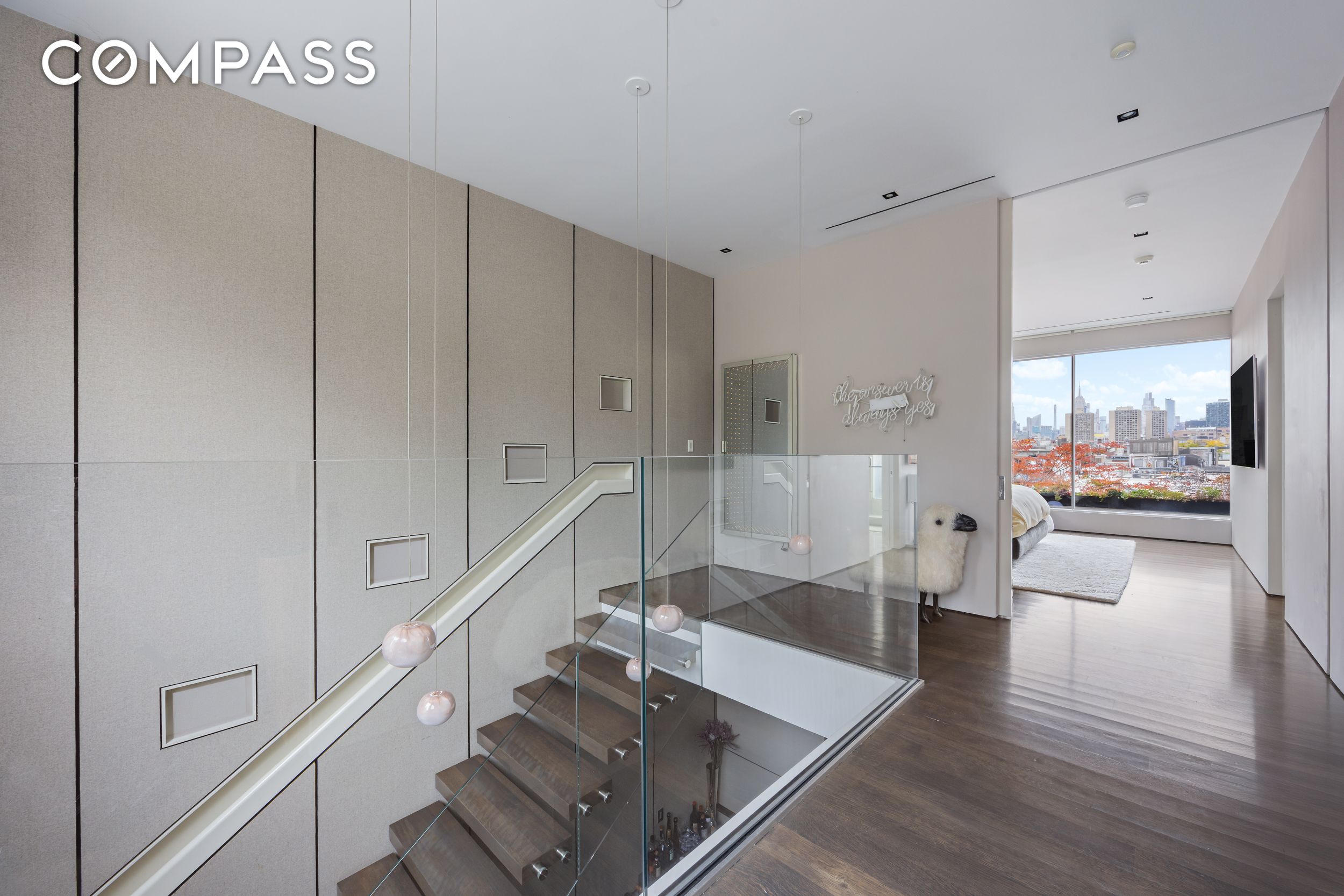 #14 photo, 42 White Street, TriBeCa , NY 10013