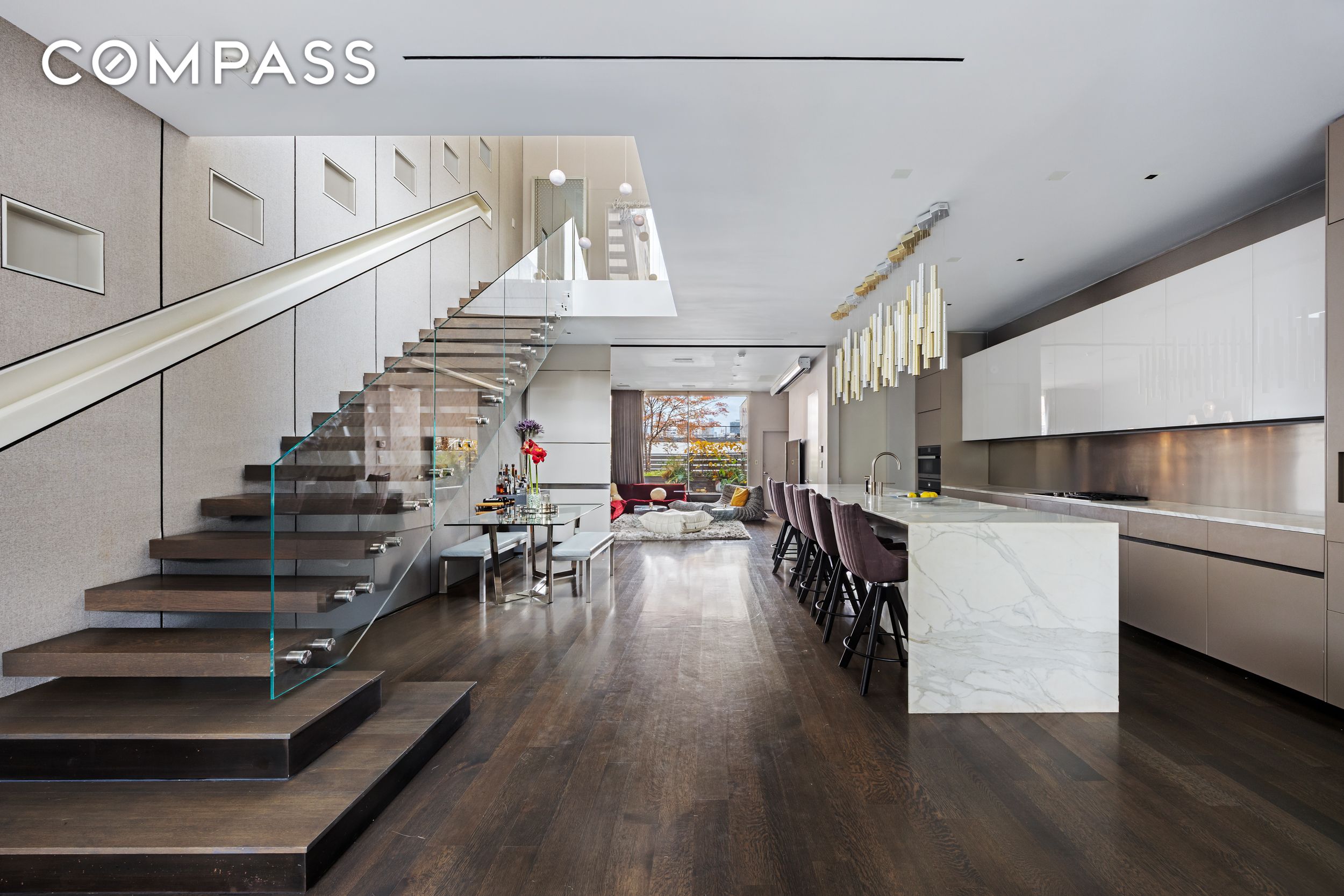 #5 photo, 42 White Street, TriBeCa , NY 10013