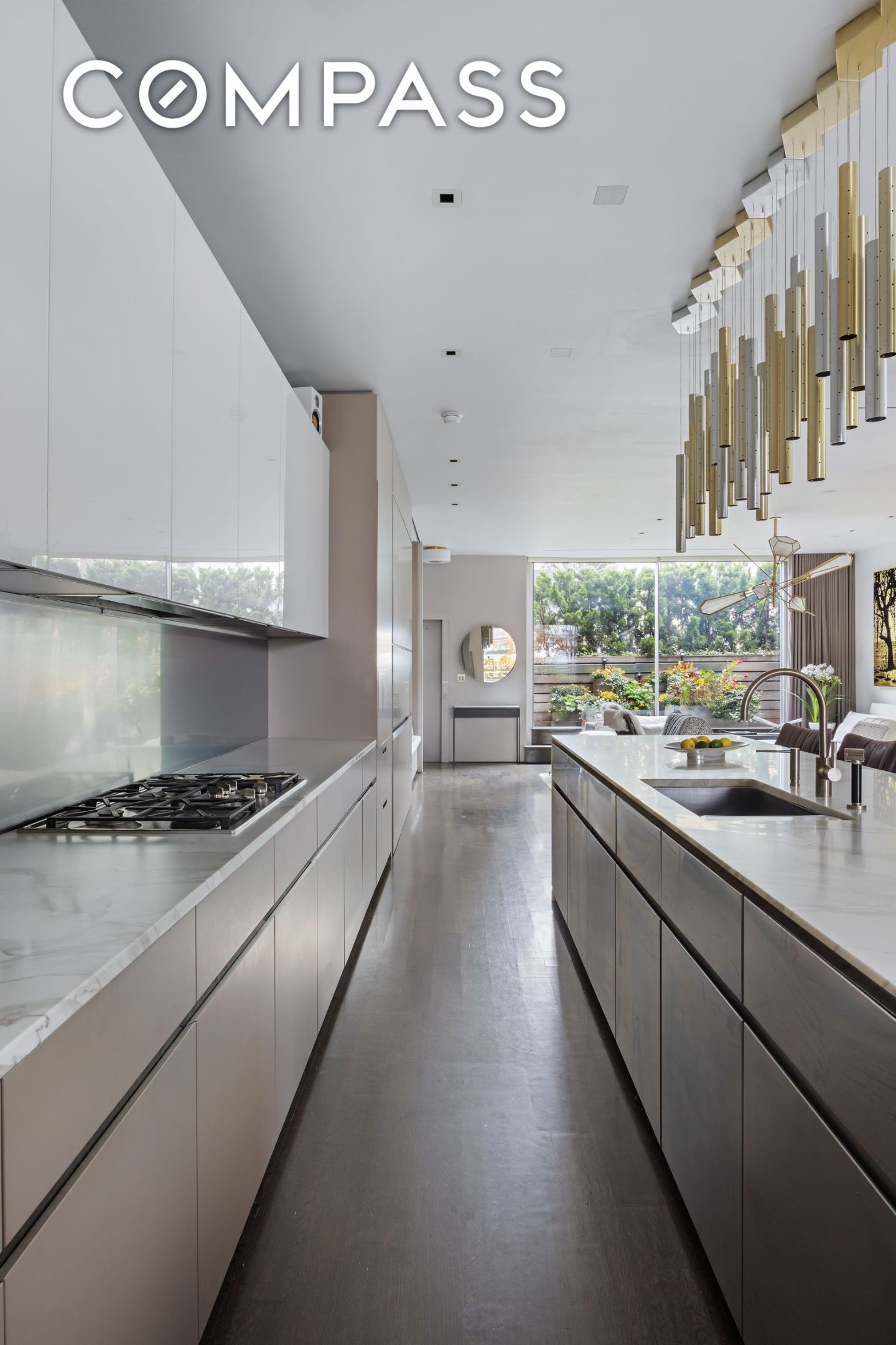 #9 photo, 42 White Street, TriBeCa , NY 10013