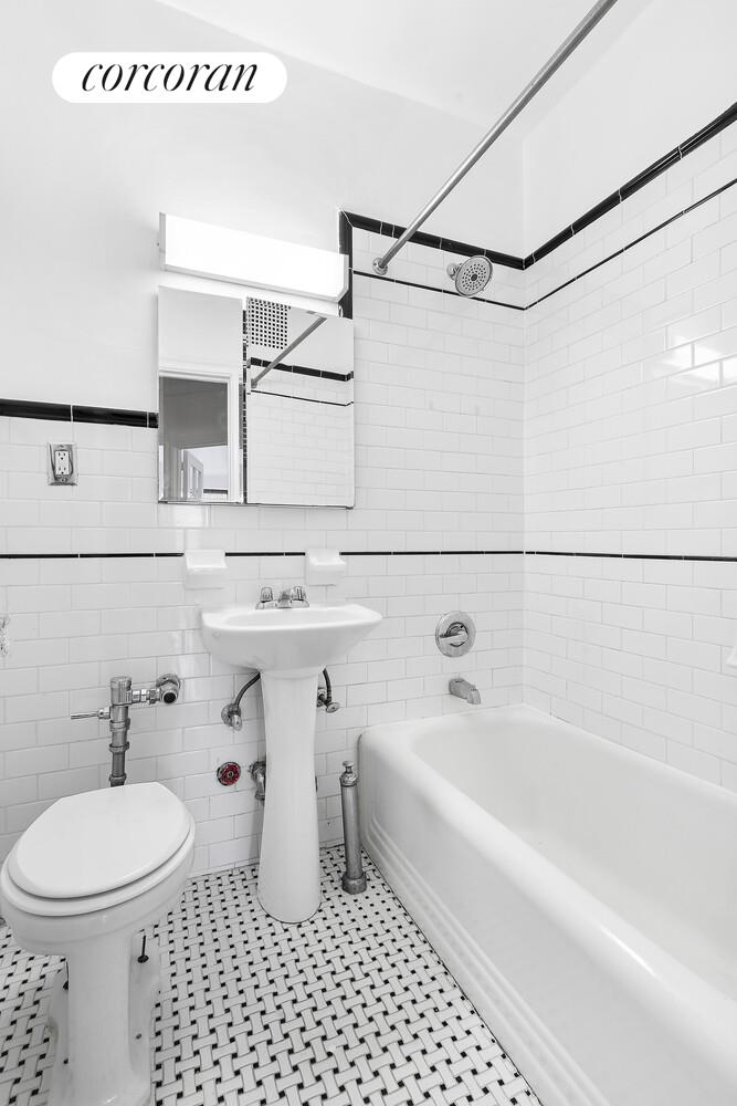 #5 photo, New York City, Lenox Hill , NY 10021