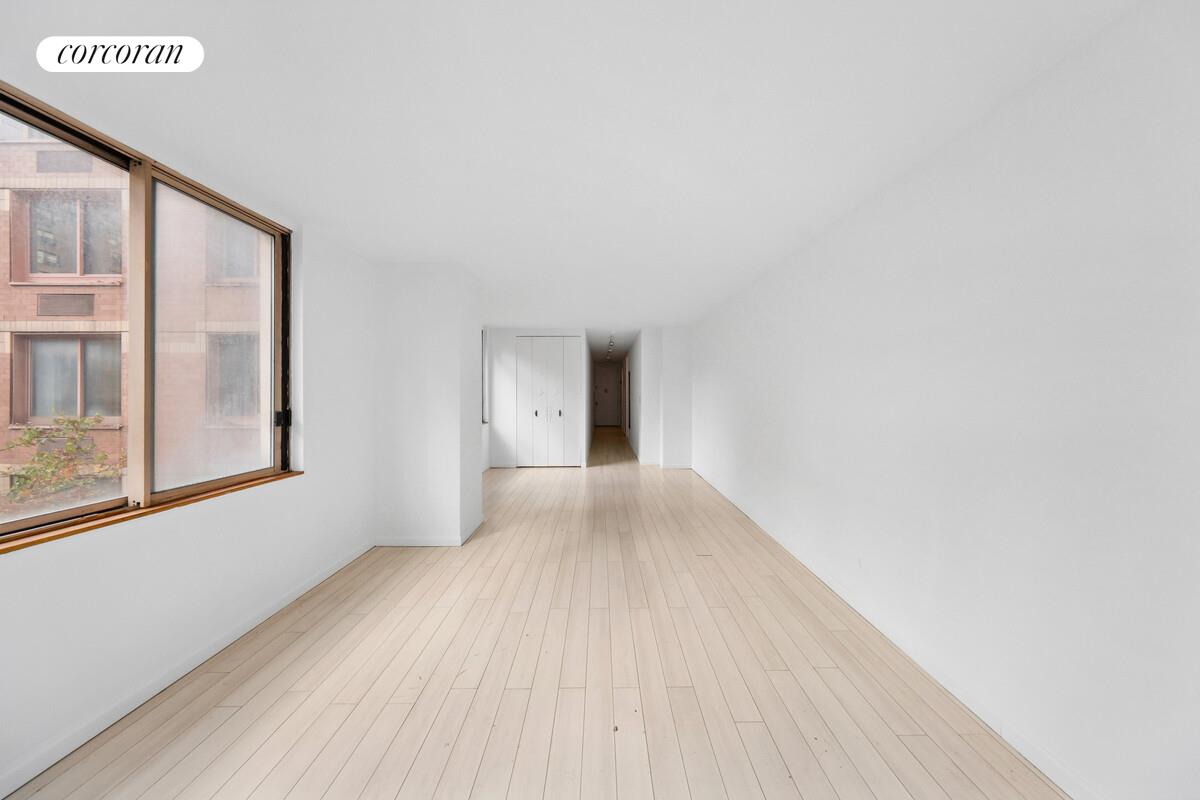 #6 photo, 350 W 50TH Street, Hells Kitchen , NY 10019