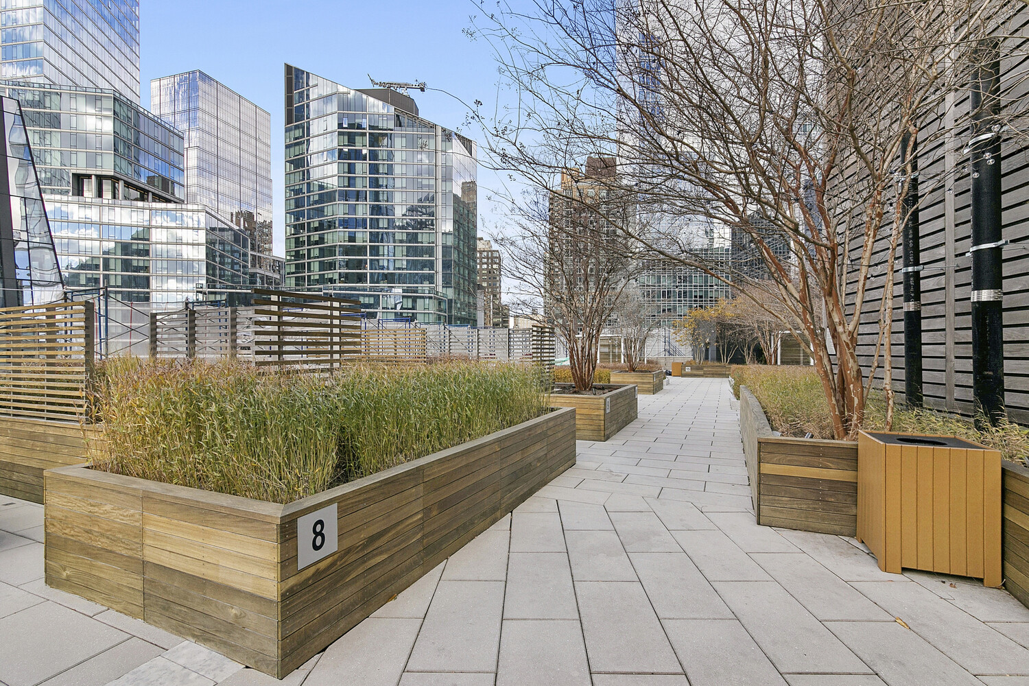 #11 photo, 1 W END Avenue, Lincoln Square , NY 10023