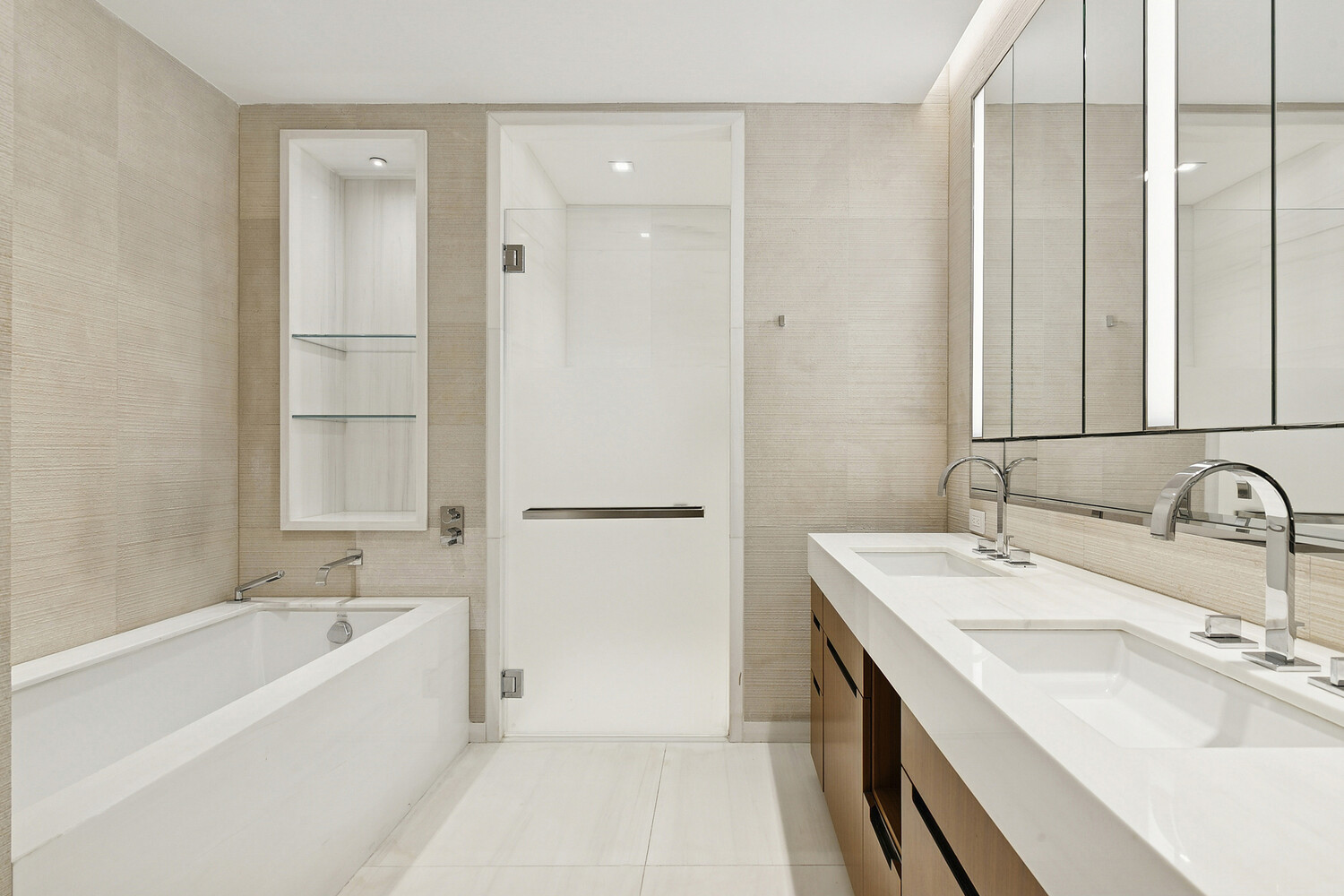 #3 photo, 1 W END Avenue, Lincoln Square , NY 10023