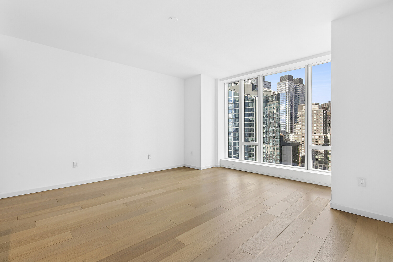 #8 photo, 1 W END Avenue, Lincoln Square , NY 10023