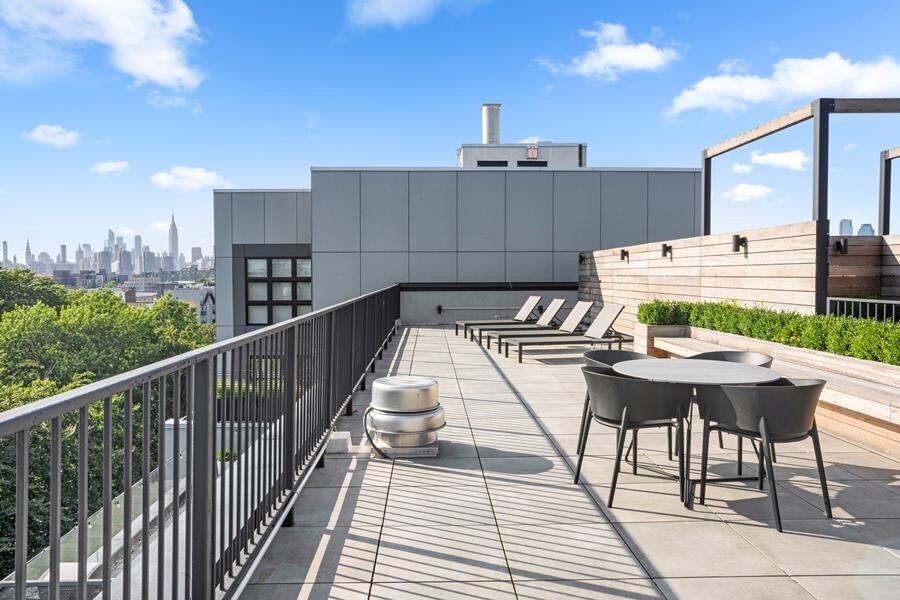 #10 photo, 860 LORIMER Street, Greenpoint , NY 11222