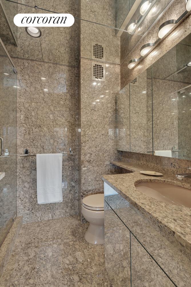 #18 photo, 80 CENTRAL Park W, Lincoln Square , NY 10023