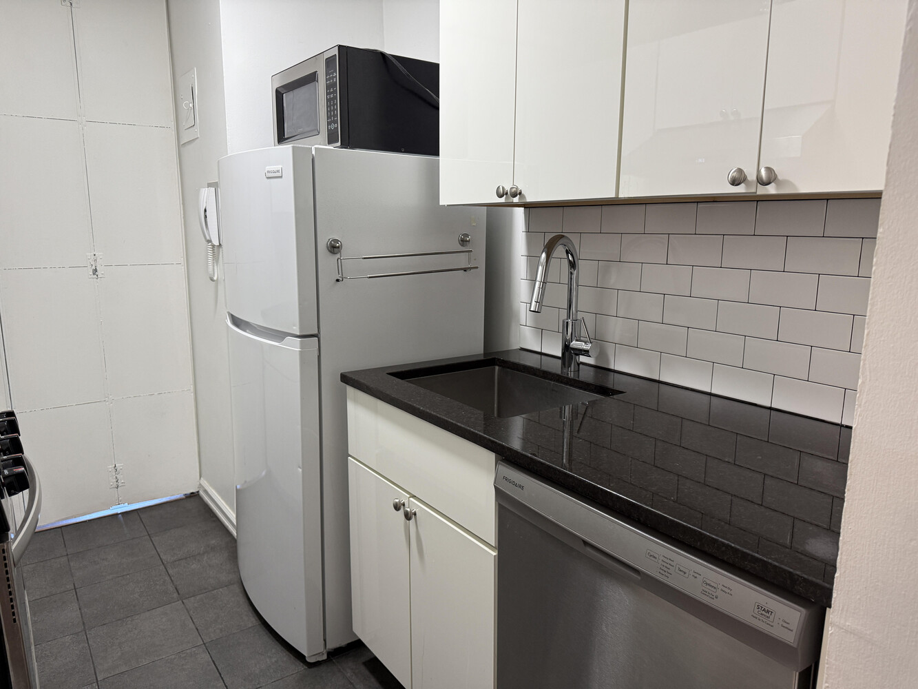 #7 photo, Elmhurst, Elmhurst , NY 11373