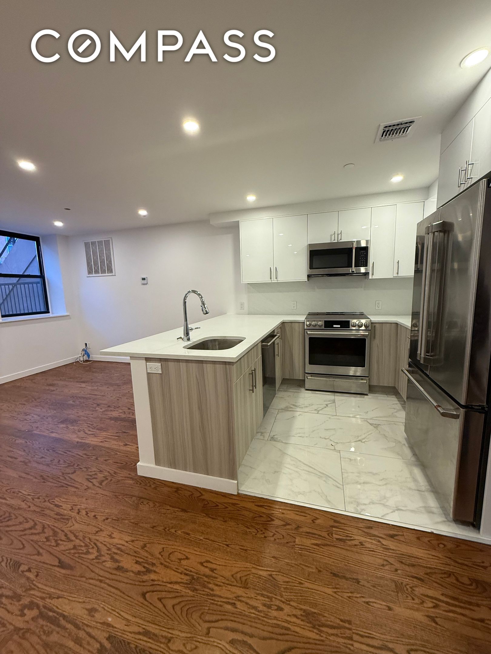 #7 photo, Brooklyn, Columbia Street Waterfront , NY 11231