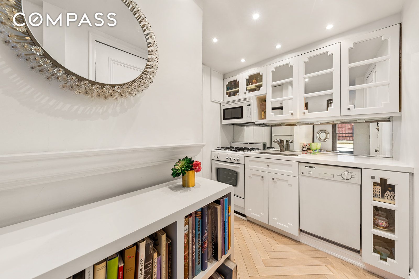 #8 photo, 133 W 75th Street, Upper West Side , NY 10023