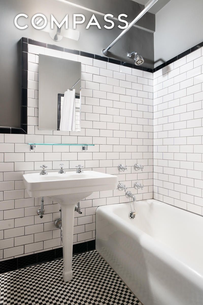 #6 photo, 433 W 34th Street, Hudson Yards , NY 10001