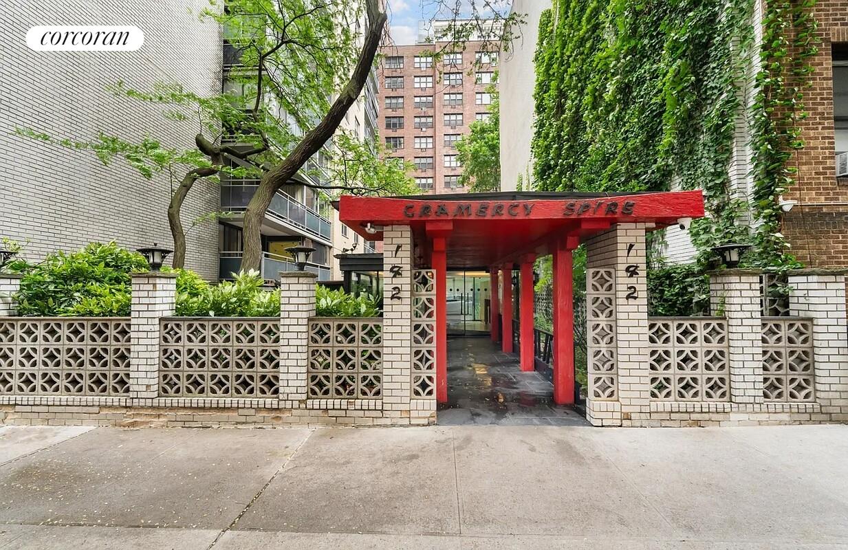 #13 photo, 142 E 16TH Street, Gramercy Park , NY 10003