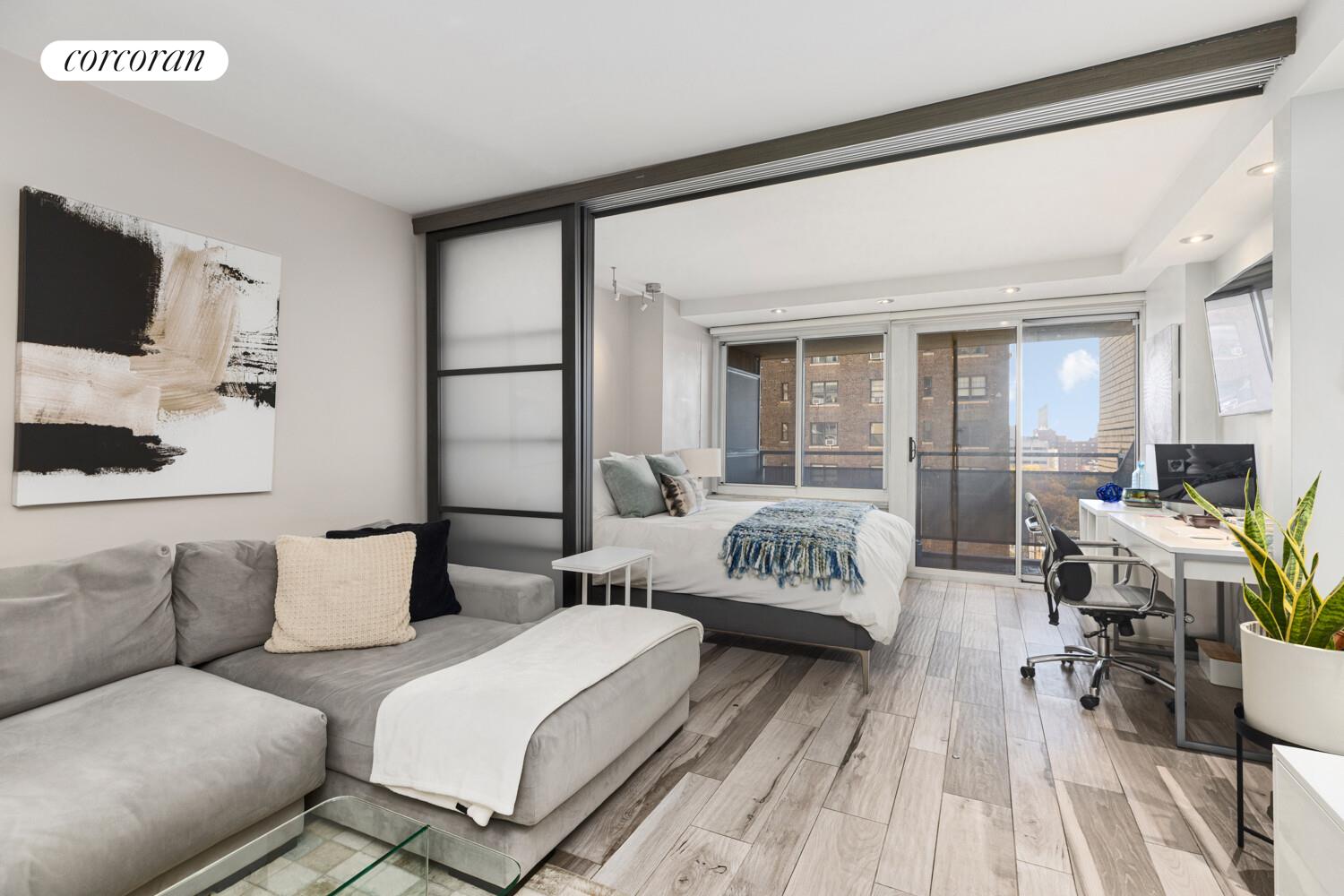 #4 photo, 142 E 16TH Street, Gramercy Park , NY 10003