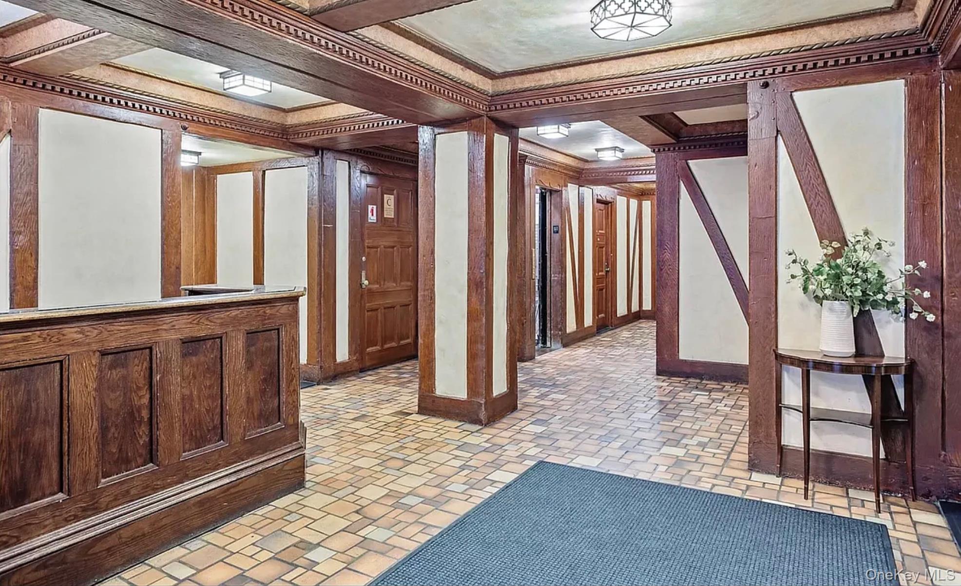 #9 photo, 304 E 41st Street, New York (Manhattan) , NY 10017