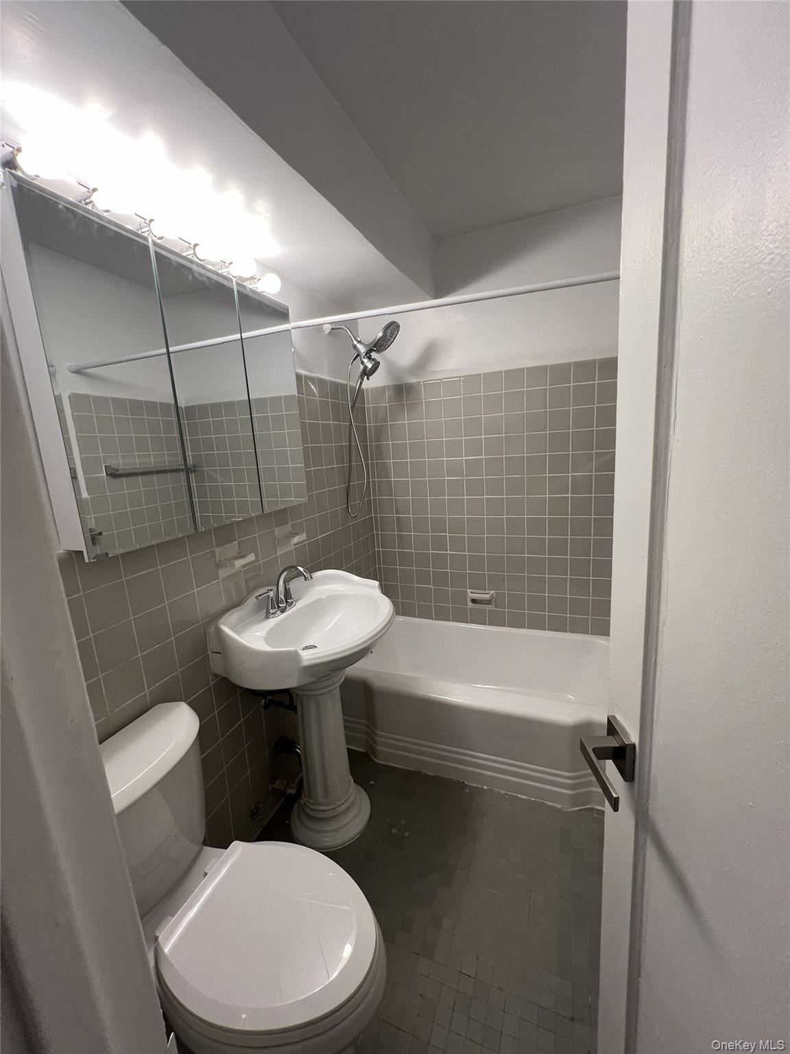 #10 photo, 280 Collins Avenue, Mount Vernon , NY 10552