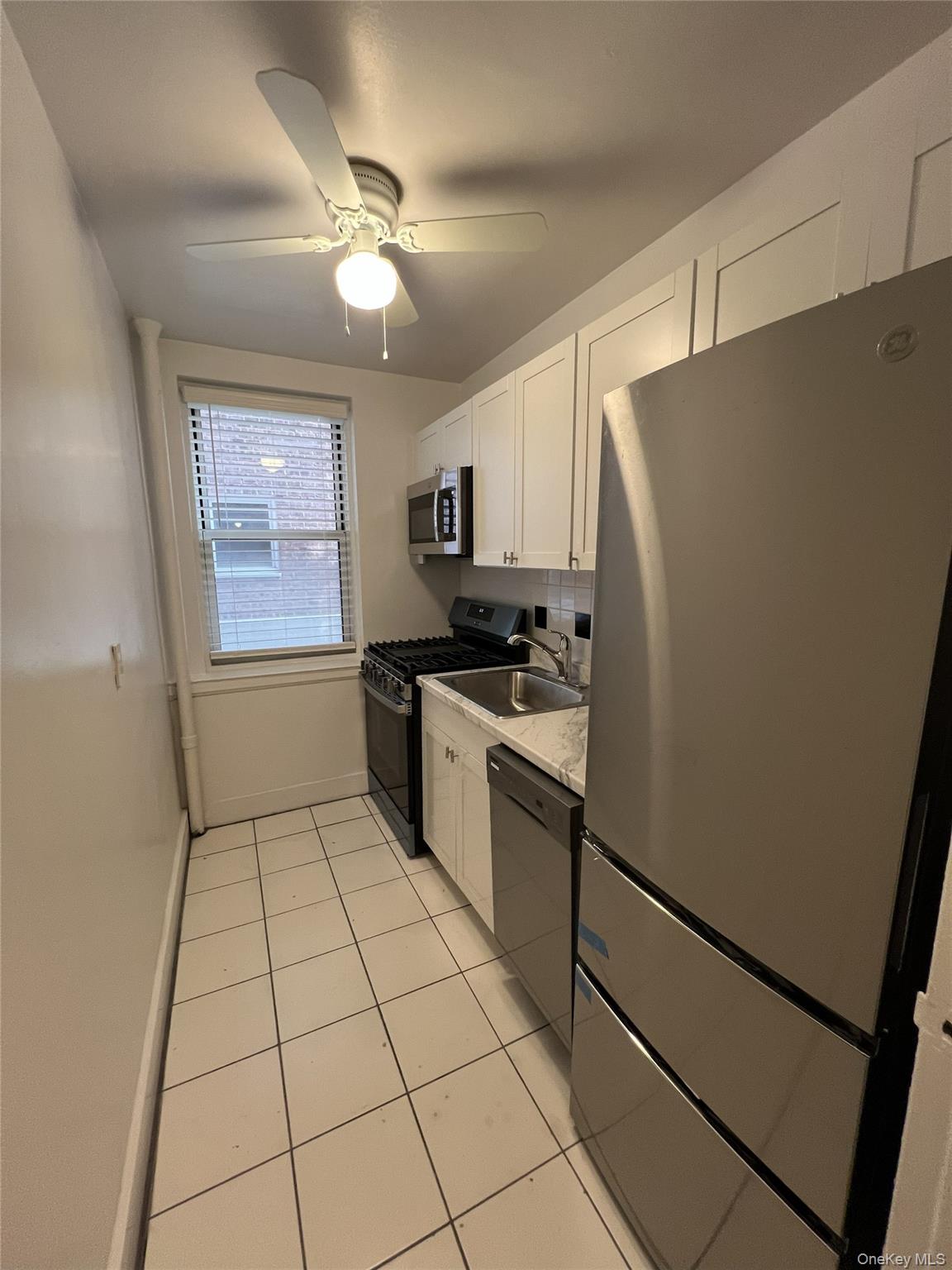 #6 photo, 280 Collins Avenue, Mount Vernon , NY 10552