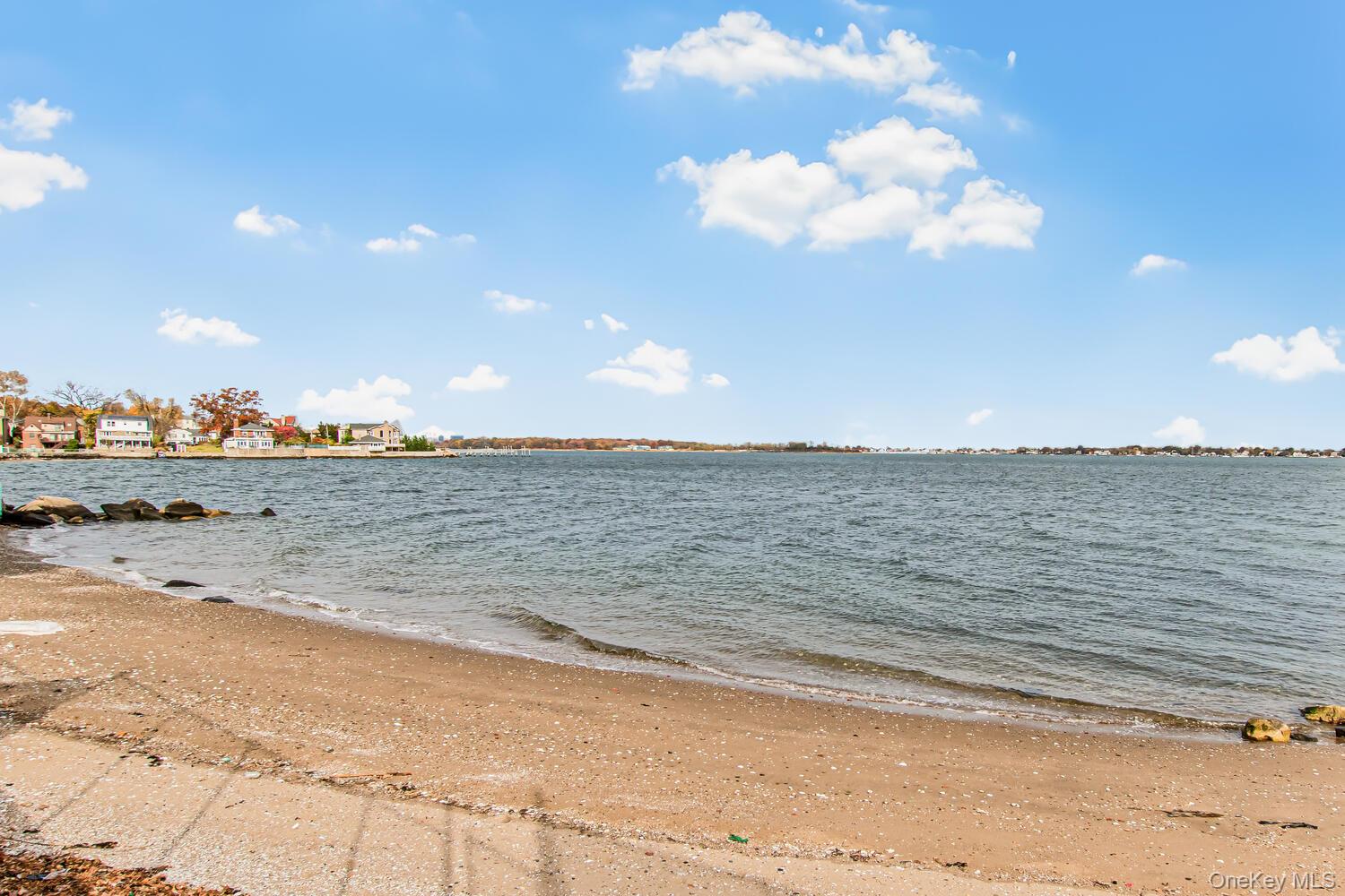 #19 photo, 1110 Stadium Avenue, Bronx , NY 10465