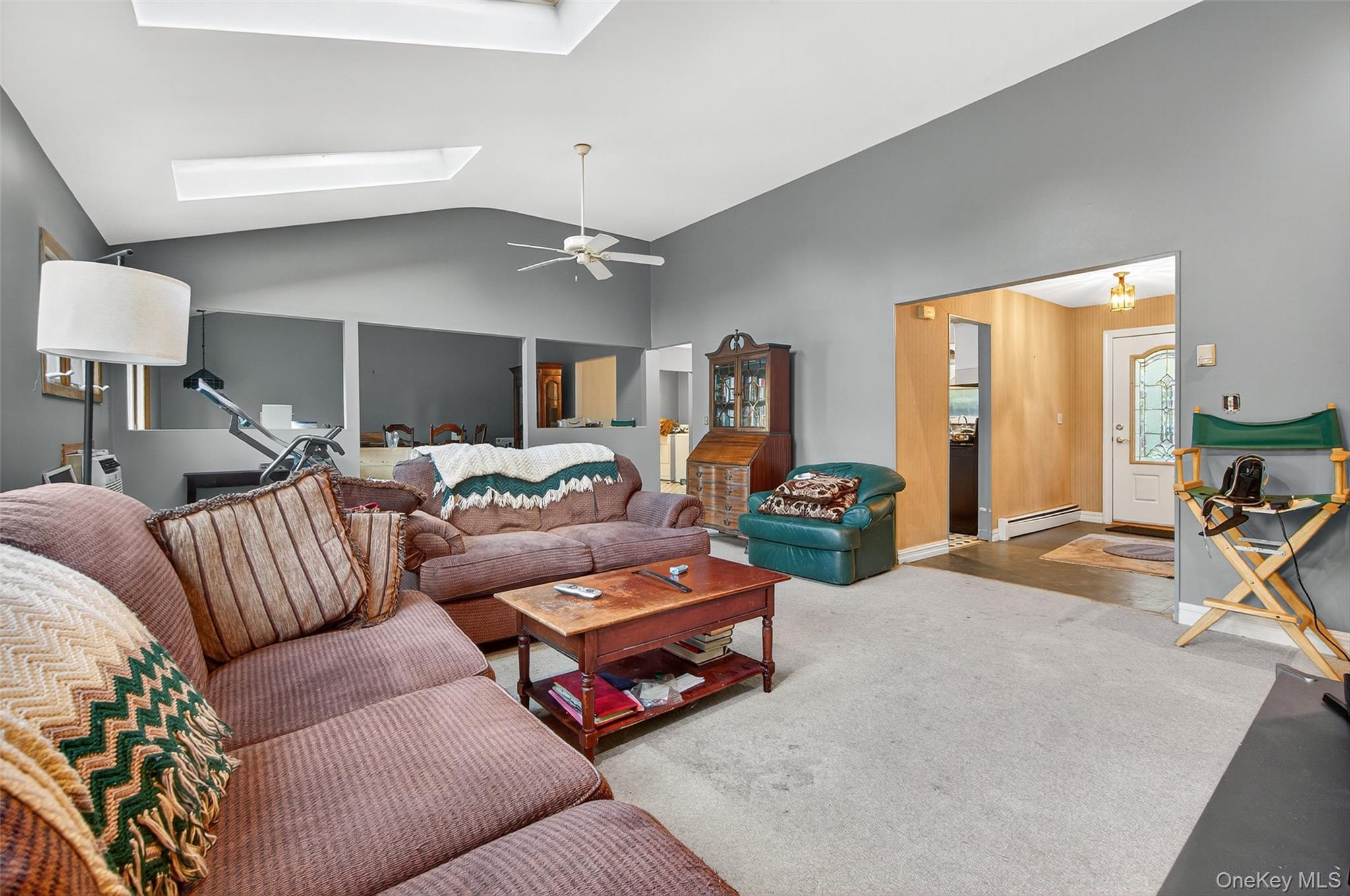 #11 photo, 5 Julia Circle, East Setauket , NY 11733