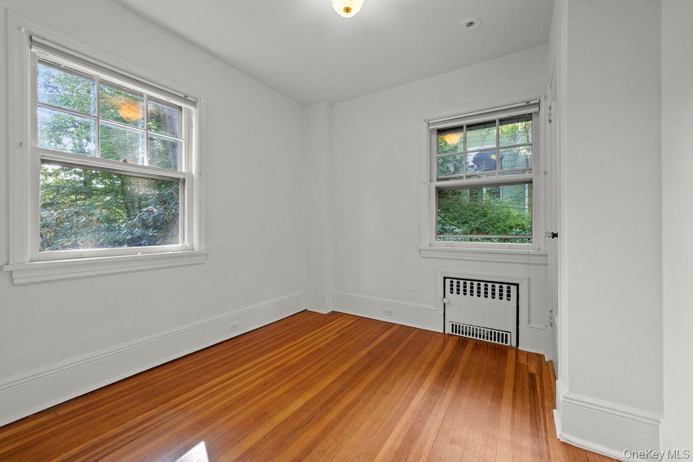 #11 photo, 40 Pine Brook Drive, Larchmont , NY 10538