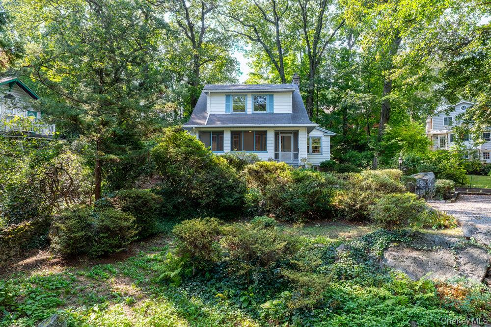 #2 photo, 40 Pine Brook Drive, Larchmont , NY 10538