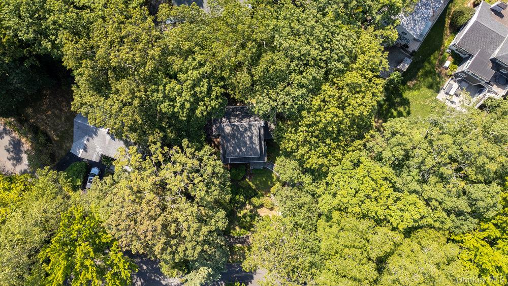 #4 photo, 40 Pine Brook Drive, Larchmont , NY 10538