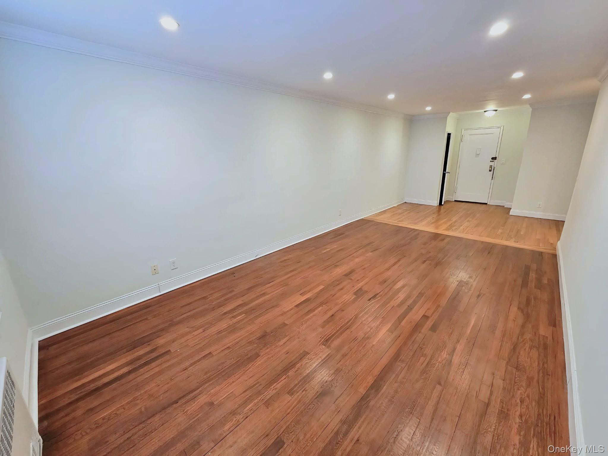 #6 photo, 501 Riverdale Avenue, Yonkers , NY 10705