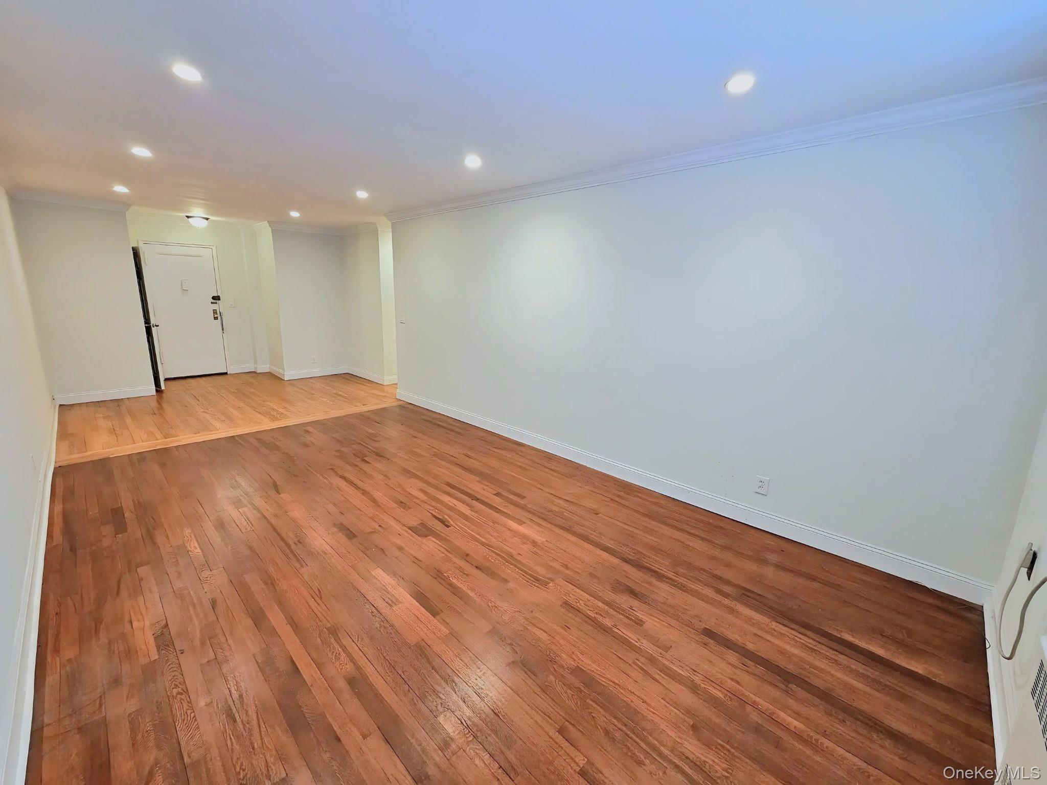 #7 photo, 501 Riverdale Avenue, Yonkers , NY 10705