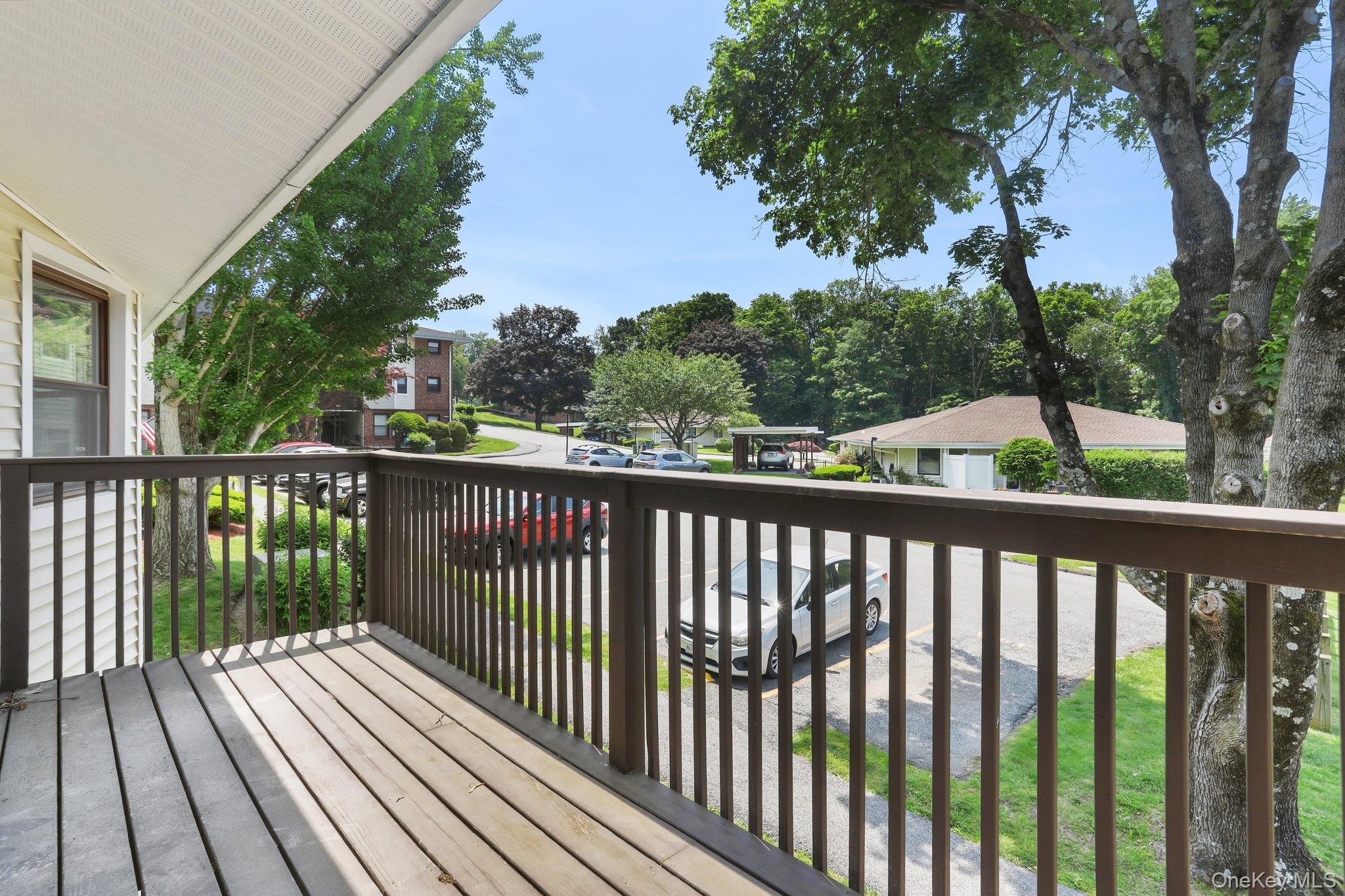 #10 photo, 34 Warwick Place, Yorktown Heights , NY 10598