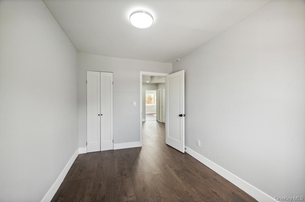 #14 photo, 224 W 252nd Street, Bronx , NY 10471