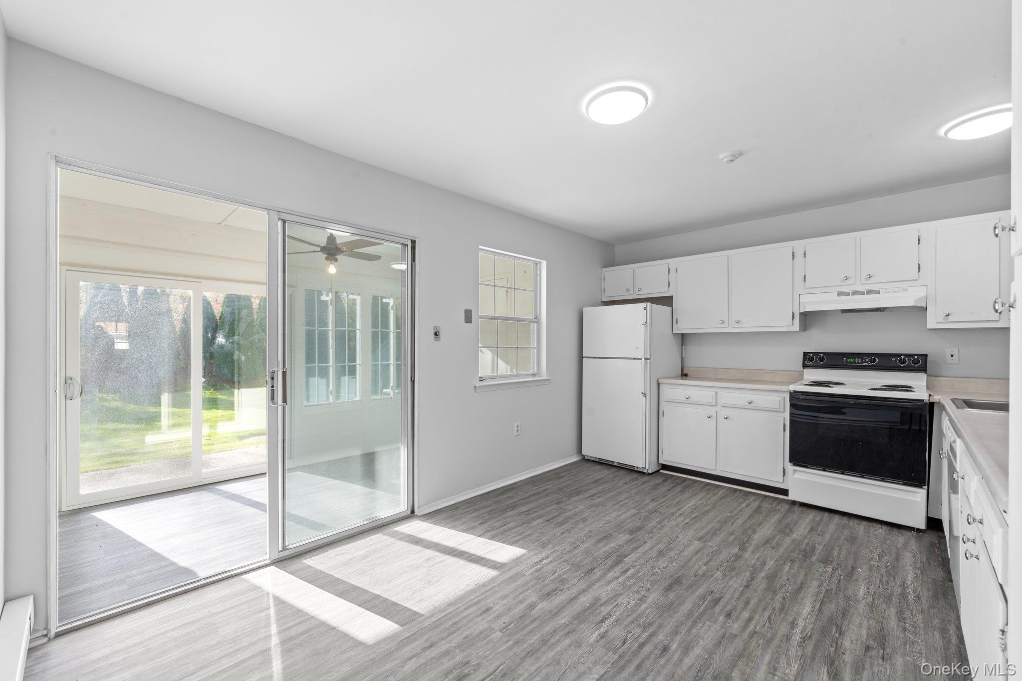 #6 photo, 49 Freedom Lane, Coram , NY 11727