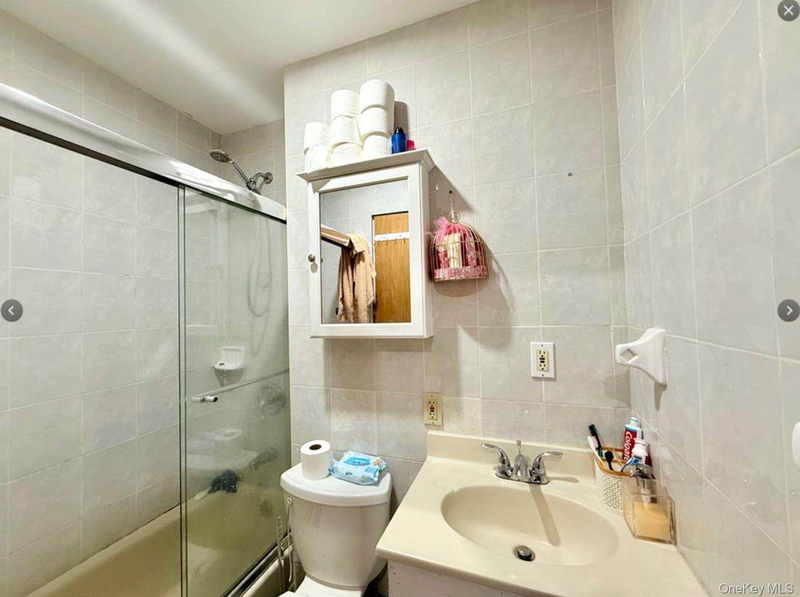 #18 photo, 49-04 69th Street, Woodside , NY 11377