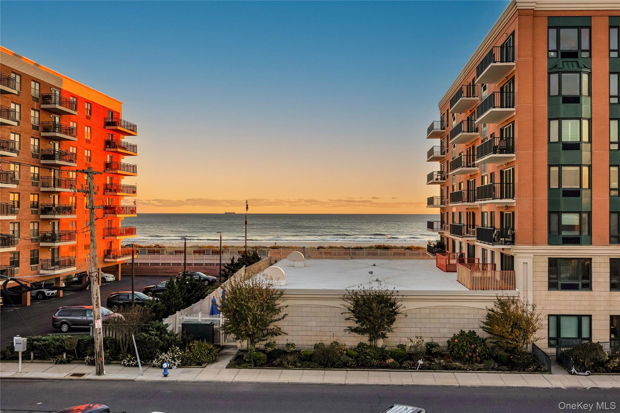 #14 photo, 251 W Broadway, Long Beach , NY 11561