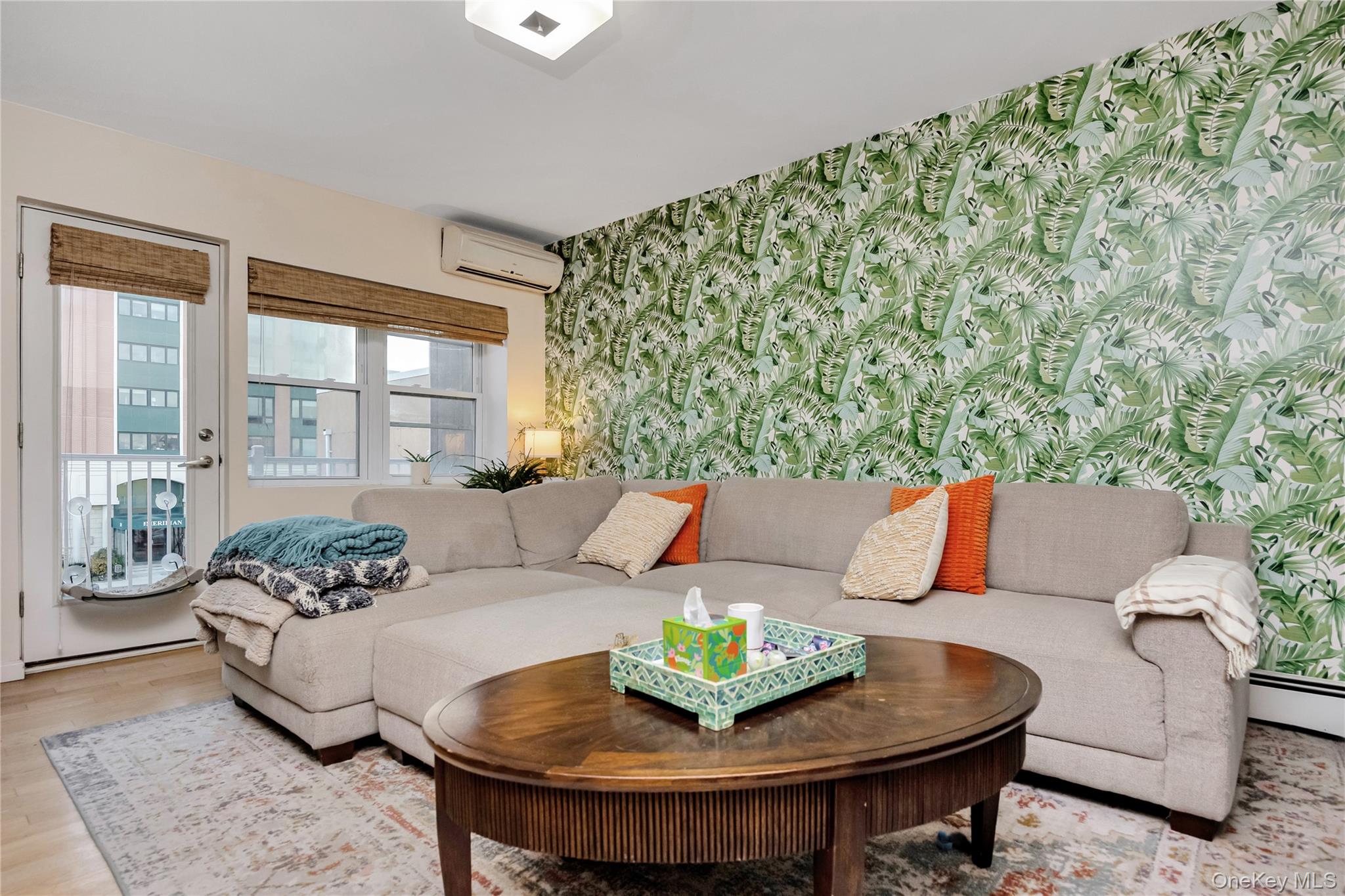 #4 photo, 251 W Broadway, Long Beach , NY 11561