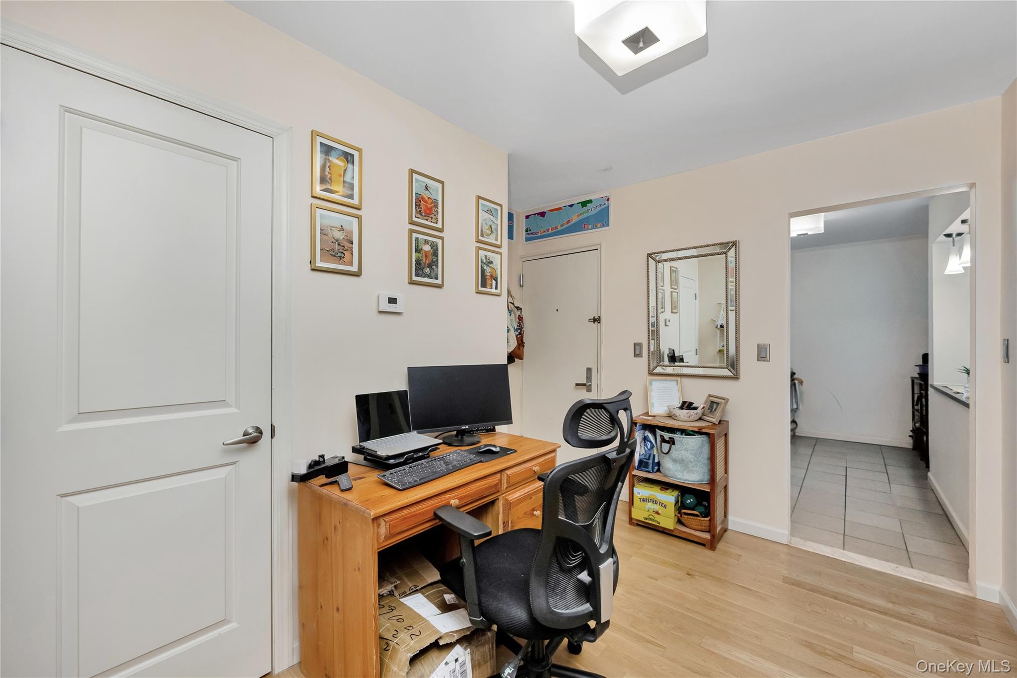 #7 photo, 251 W Broadway, Long Beach , NY 11561