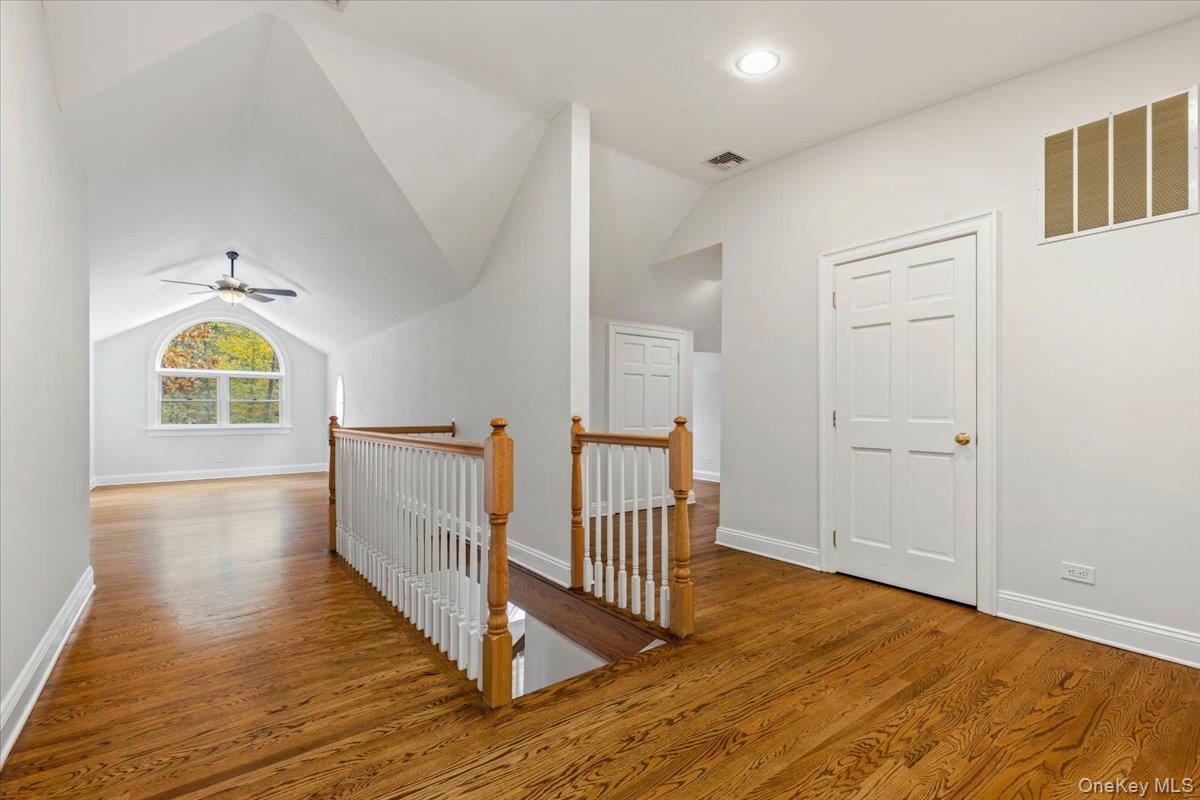 #18 photo, 110 Oliver Road, Bedford , NY 10506