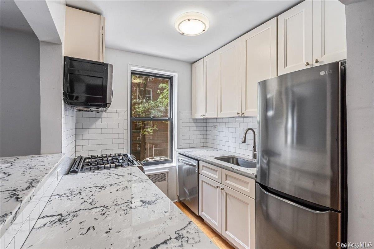 #6 photo, 90-11 35 Avenue, Jackson Heights , NY 11372