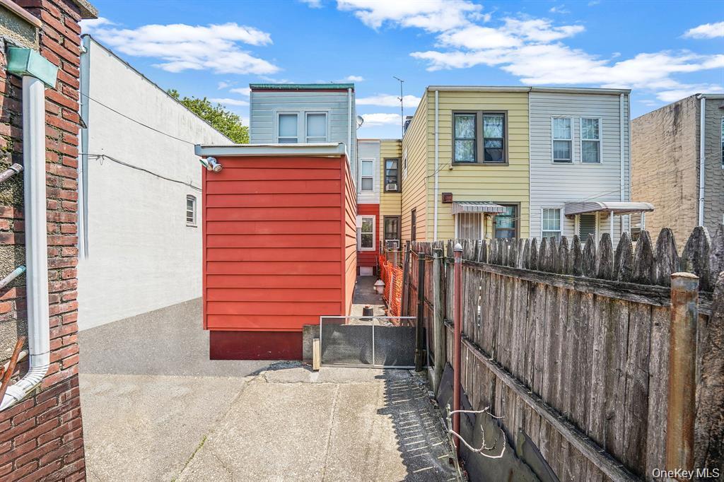 #19 photo, 68-42 78th Street, Middle Village , NY 11379