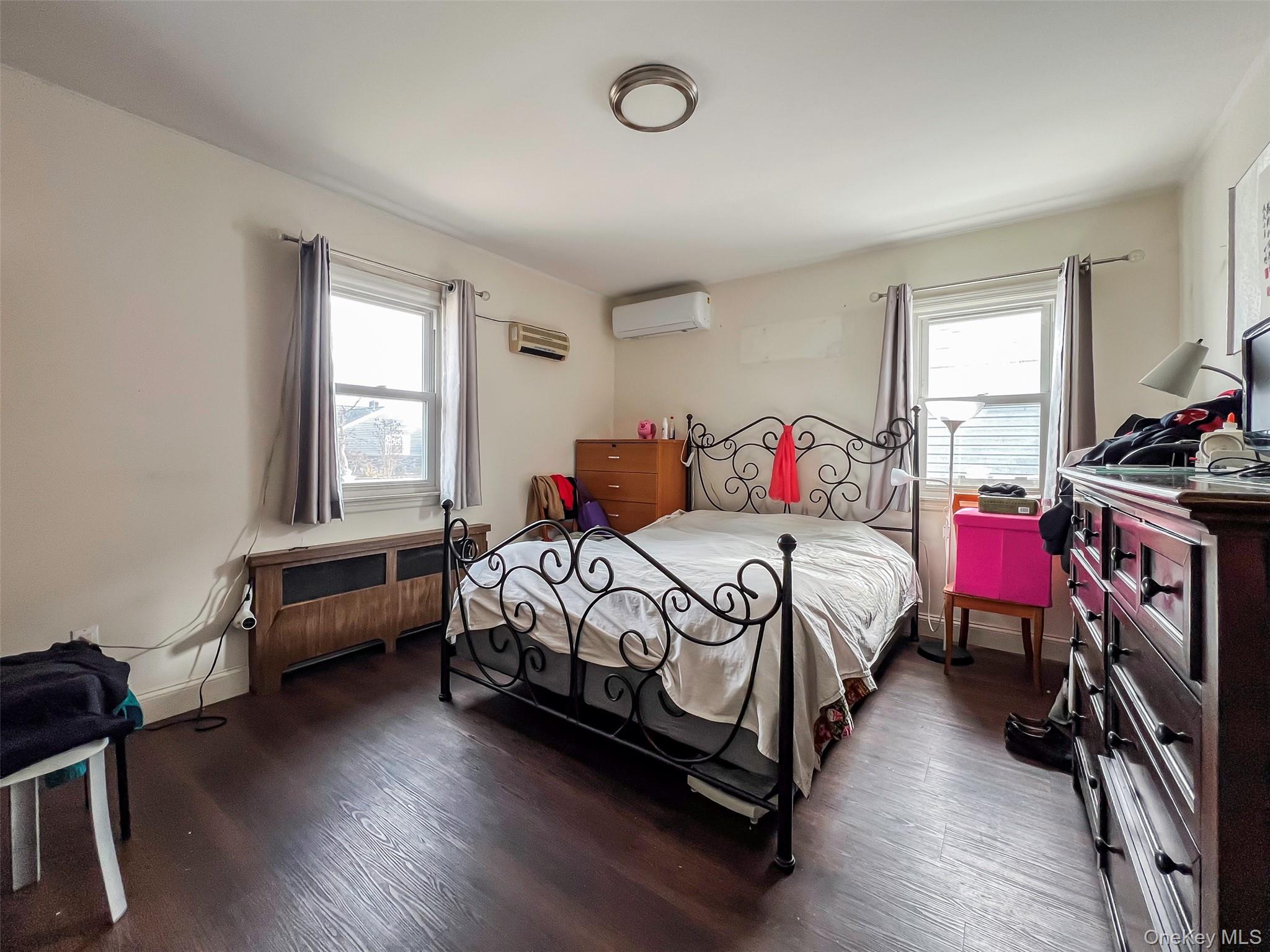 #12 photo, 70 Bruce Avenue, Hicksville , NY 11801