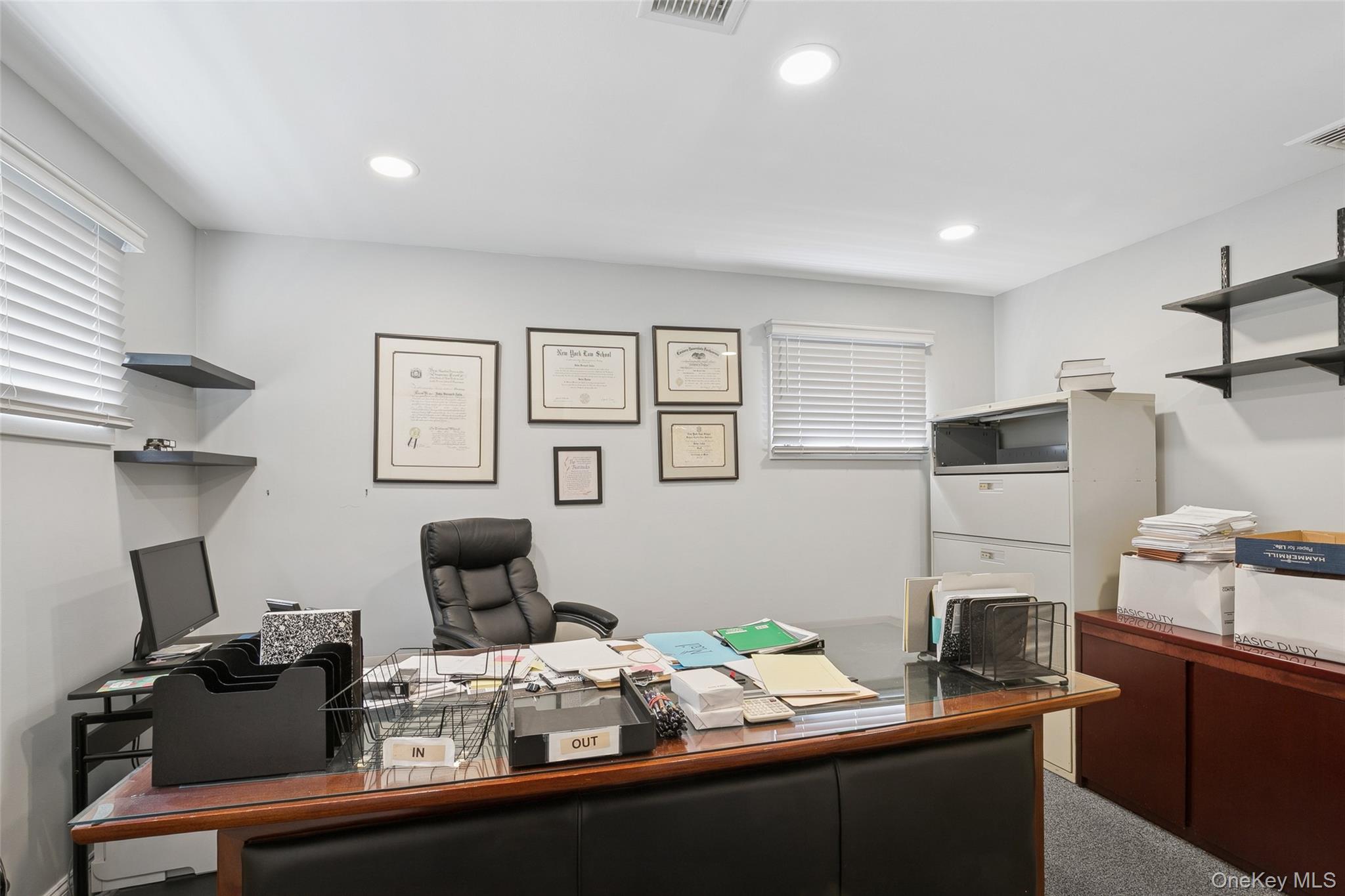 #18 photo, 12 Manor Road, Smithtown , NY 11787