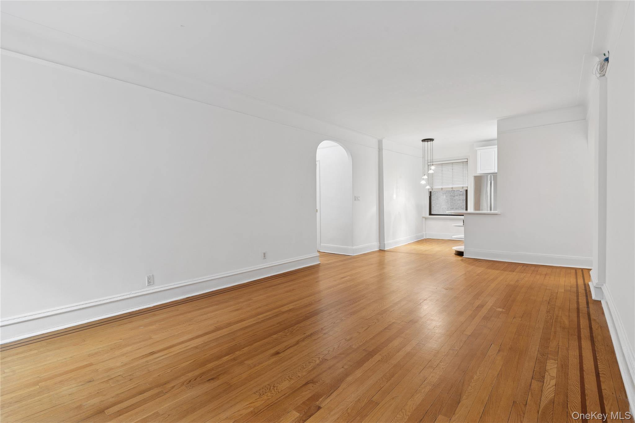 #3 photo, 12 Manor Road, Smithtown , NY 11787