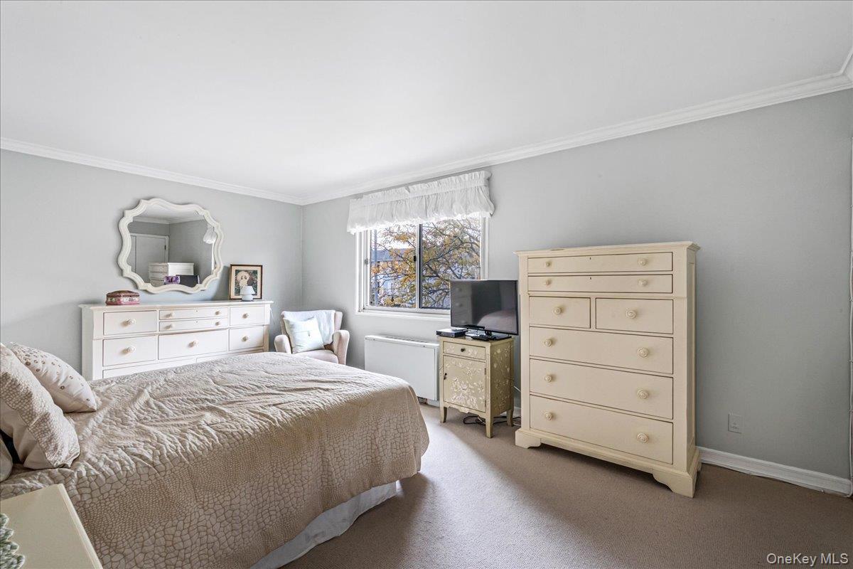 #14 photo, 17-09 215, Bayside , NY 11360