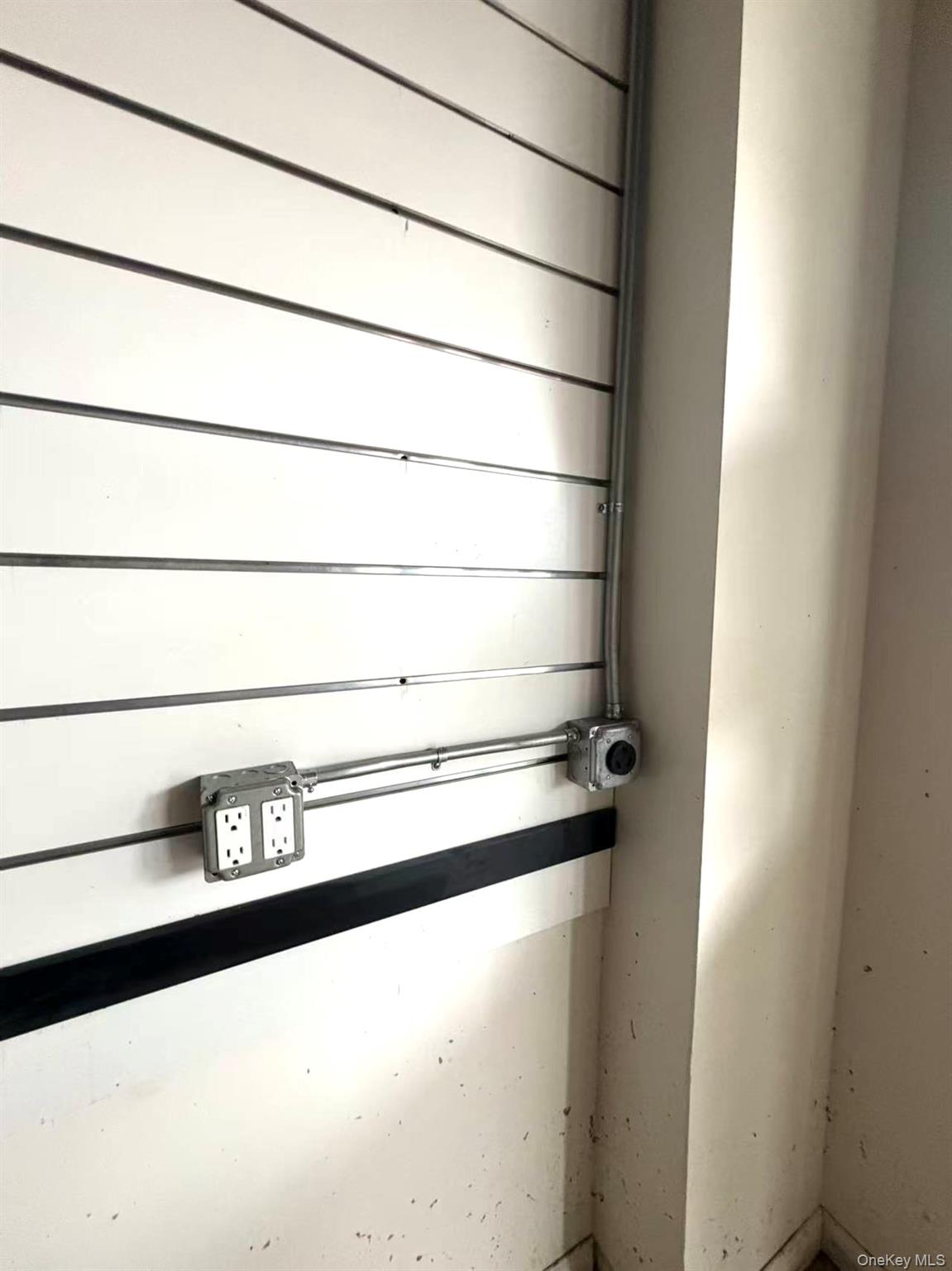 #6 photo, 628 Fulton Avenue, Hempstead , NY 11550