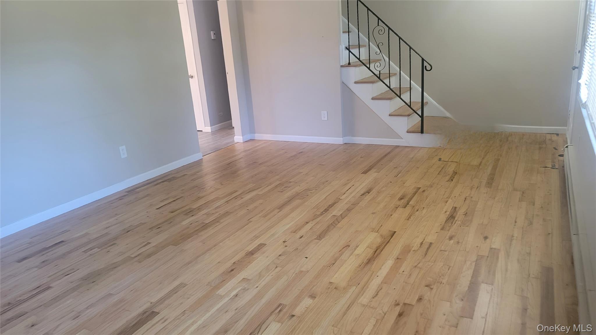 #3 photo, 80-82 Laurel blvd, Ronkonkoma , NY 11779