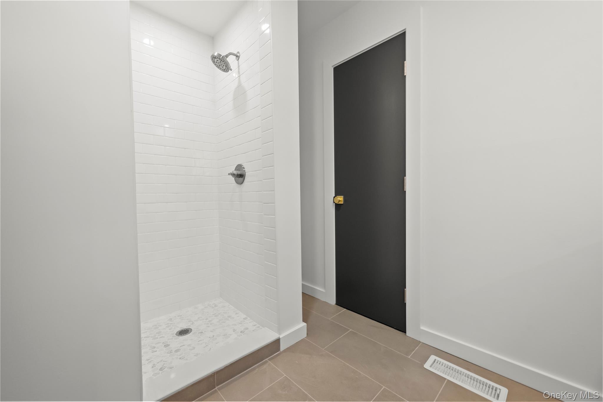 #14 photo, 5 Carillon Road, Brewster , NY 10509