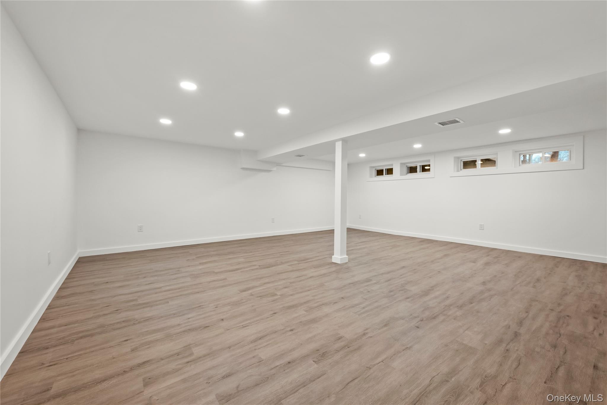 #20 photo, 5 Carillon Road, Brewster , NY 10509