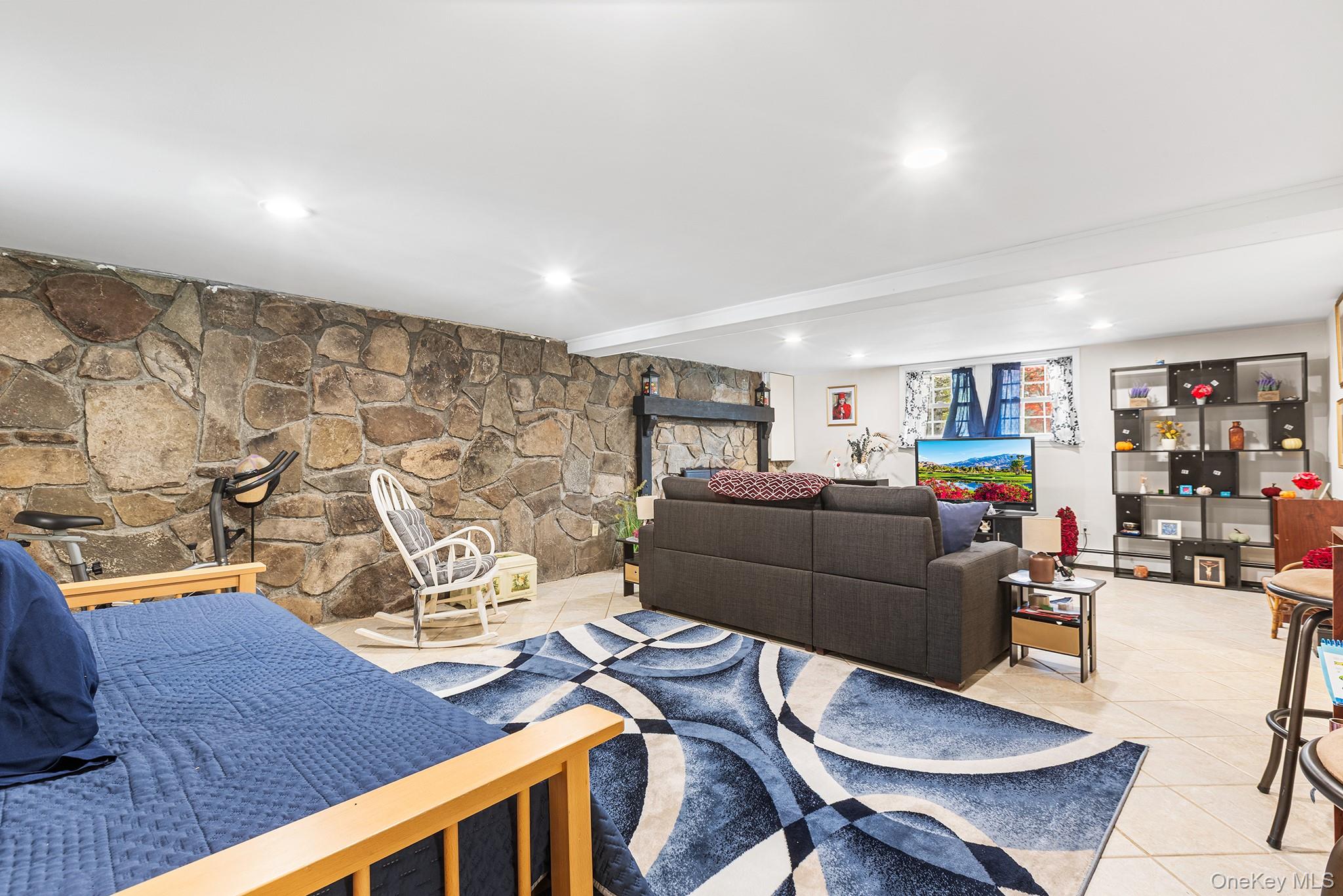 #20 photo, 17 Tamarack Hill Drive, Poughkeepsie , NY 12603