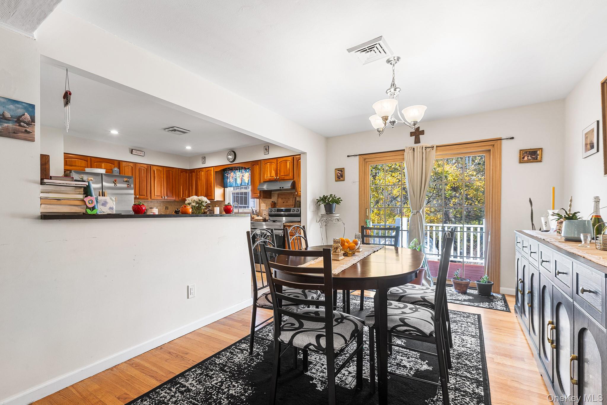 #5 photo, 17 Tamarack Hill Drive, Poughkeepsie , NY 12603