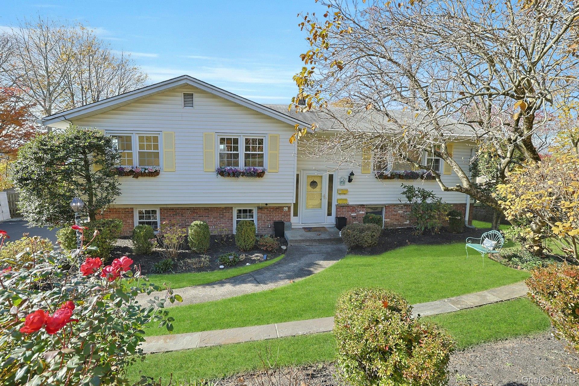 #3 photo, 29 Woodland Avenue, Tarrytown , NY 10591