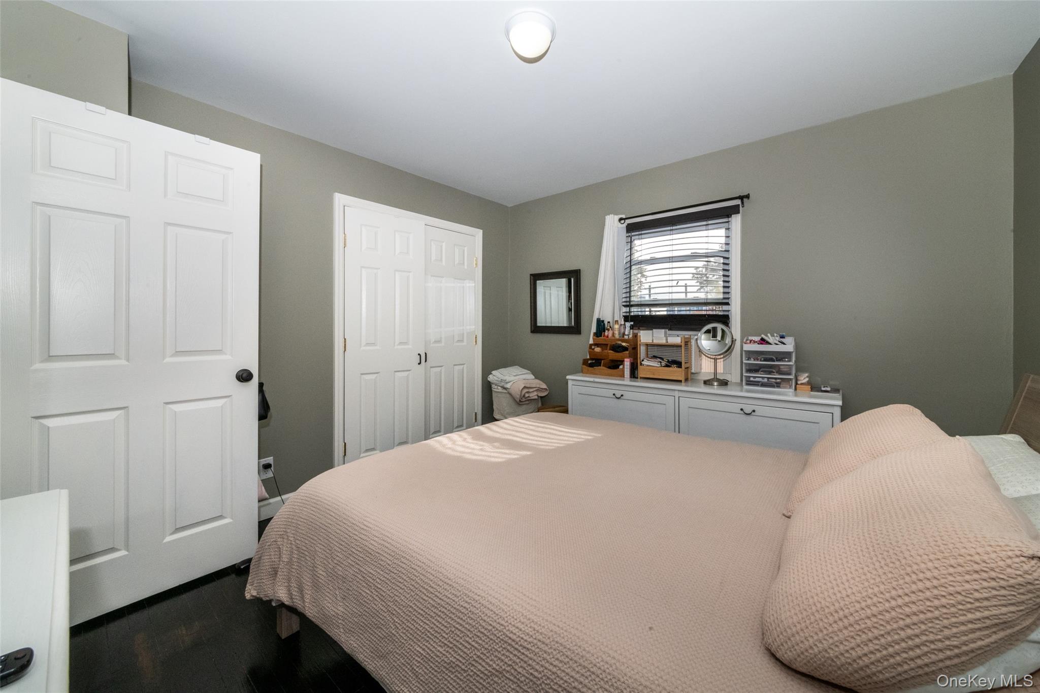 #11 photo, 90 Clinton Avenue, New Rochelle , NY 10801