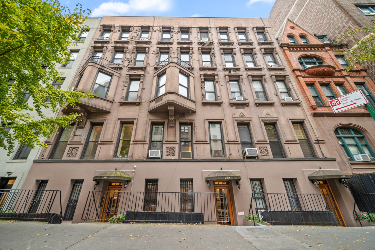 #9 photo, 132 W 71ST Street, Lincoln Square , NY 10023